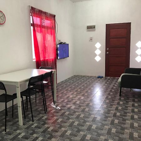 Homestay Idaman B B With 2 Room Aircond 2 Quen Bed And Not Sharing Room -Privacy Kuala Terengganu Exterior photo